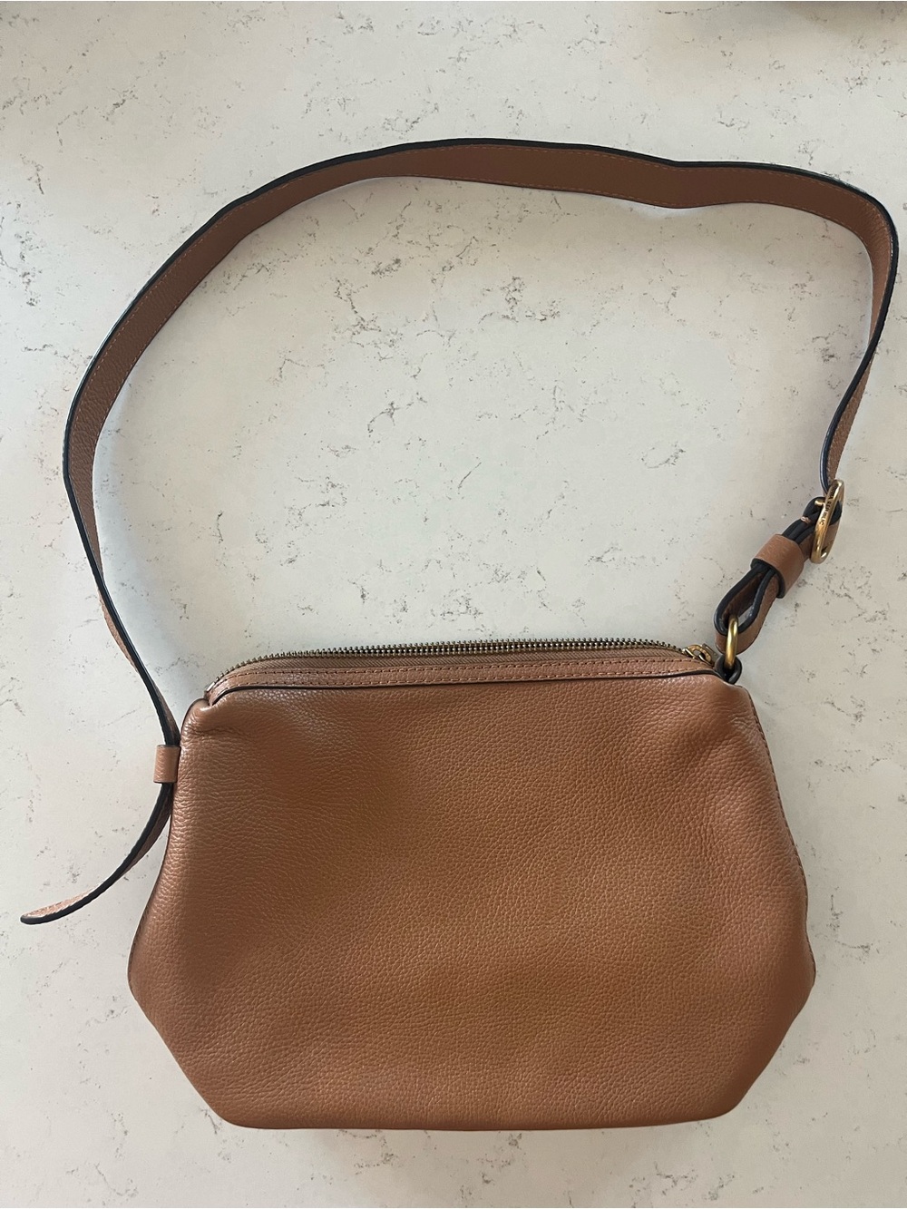 Banana Republic Leather Crossbody Bag in Tan